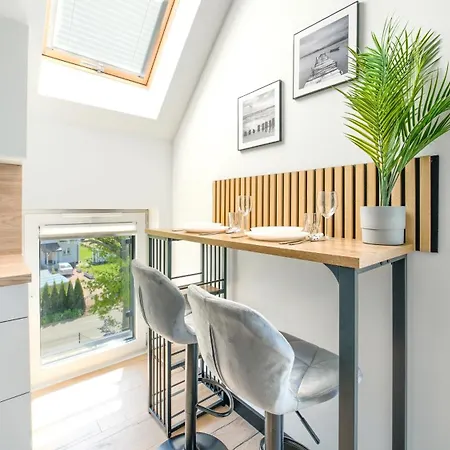 Na Rozanej, Sun & Snow *